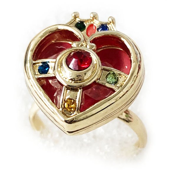 Sailor Moon Cosmic Heart Compact Ring - Picture 5 of 5